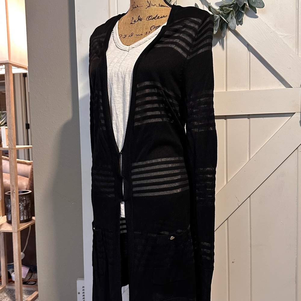 White House Black Market cardigan. Sz L